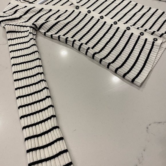 H&M Rib knit cardigan white/black - Picture 2 of 5